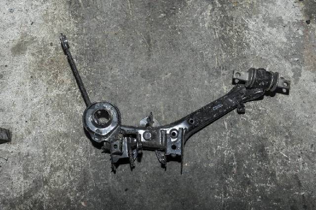HONDA STREAM ÇIKMA YEDEK PARÇA ALT TABLA KOLU_B22